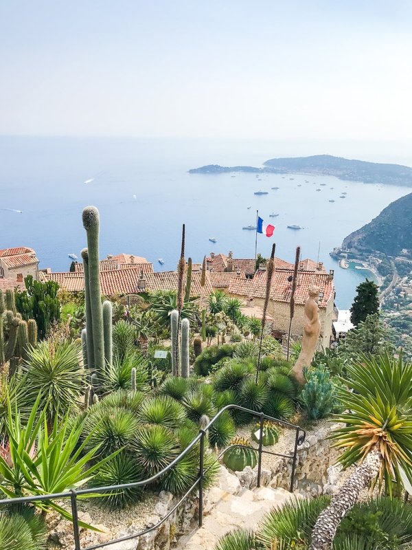 Les splendeurs des jardins exotiques d'Eze et de Ponteilla : une aventure inoubliable